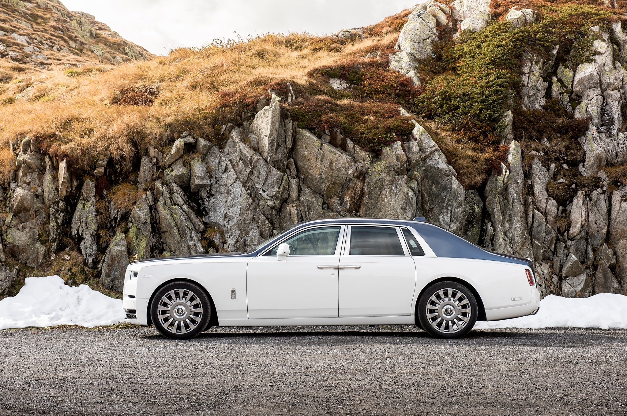 Rolls-Royce tu bo hybrid, tien len san xuat Phantom dien hinh anh