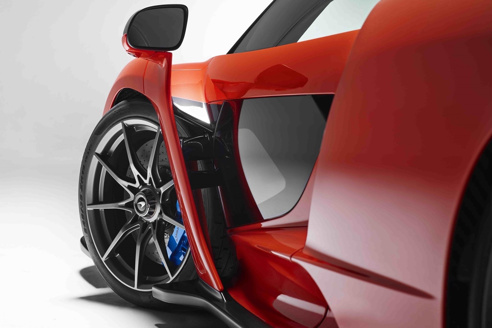 Chiem nguong sieu xe McLaren Senna 2019 anh 14