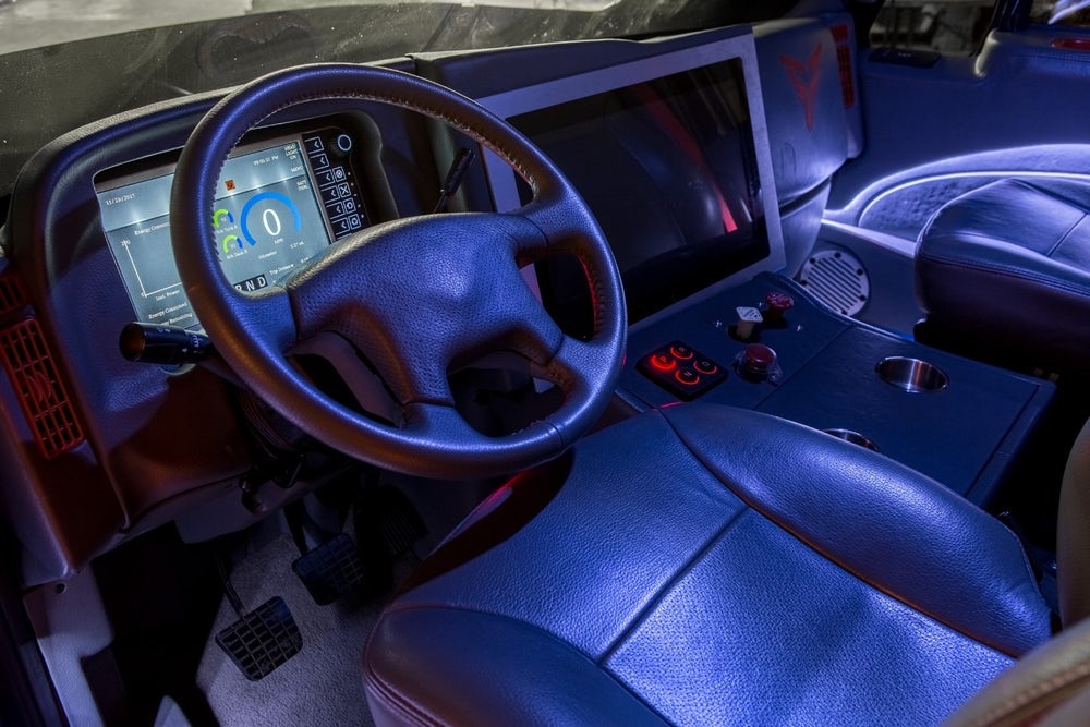 Thor Trucks ET-One,  sieu dau keo thach thuc Tesla Semi anh 5