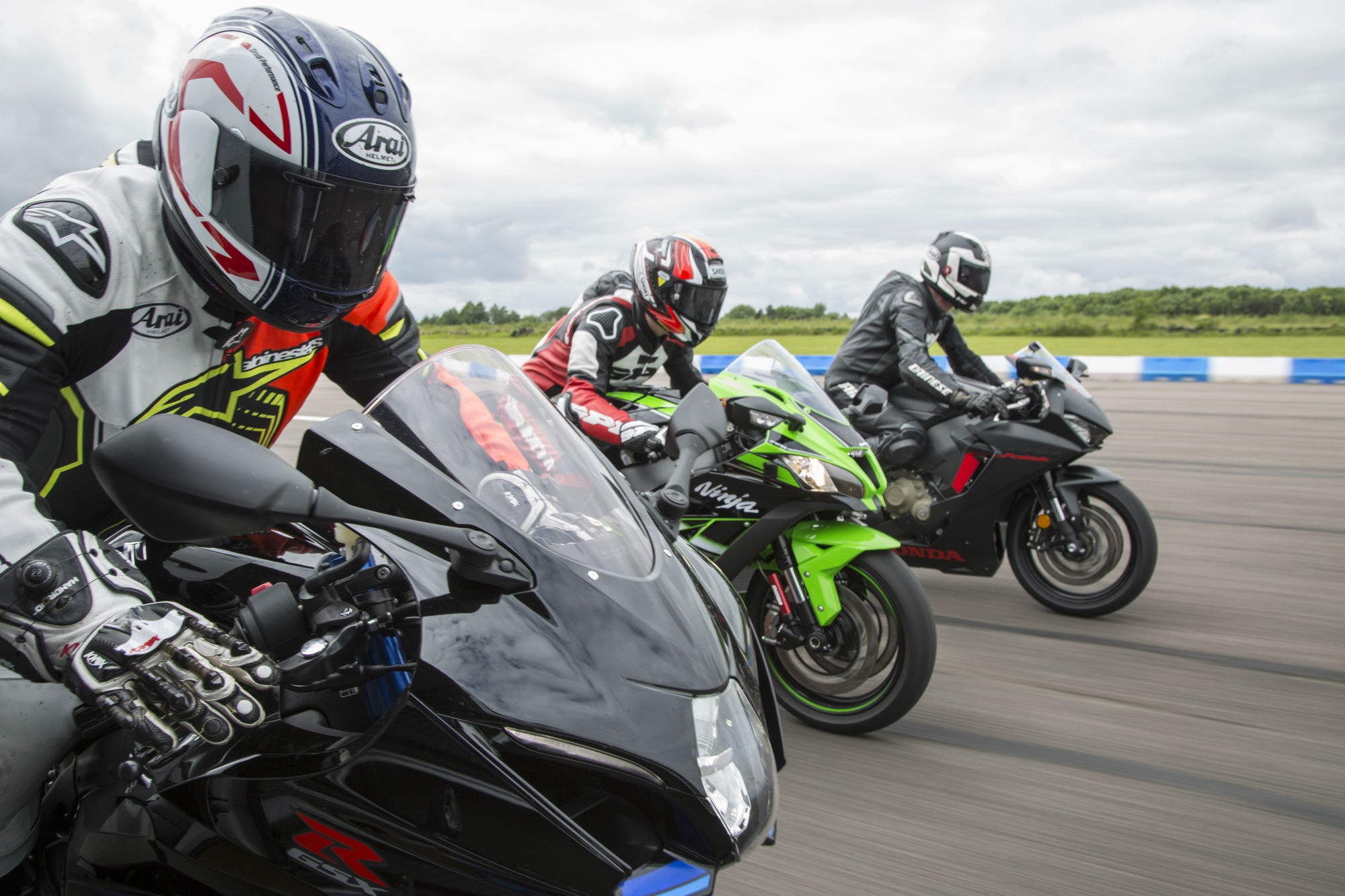 11 mau moto duoc binh chon tot nhat nam 2017 hinh anh