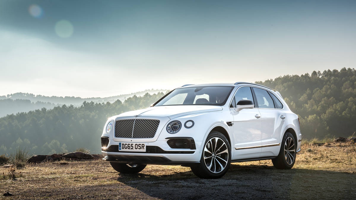 Bentley Bentayga sap ra mat phien ban dong co hybrid hinh anh