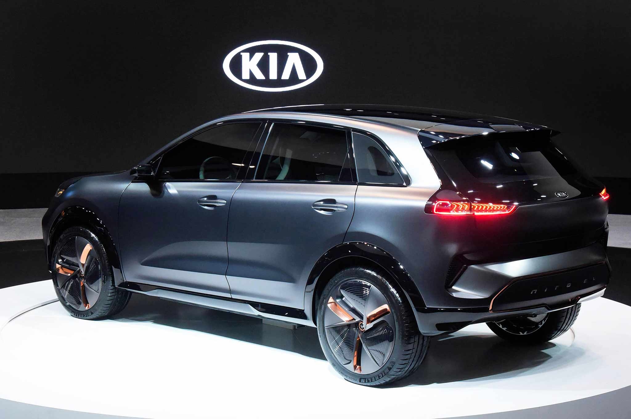 Ra mat SUV dien Kia Niro concept anh 8