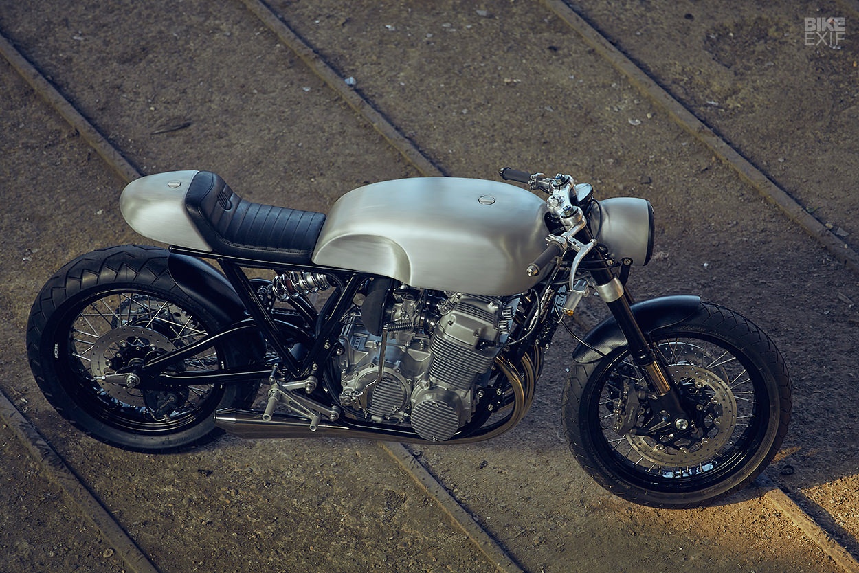 Ngua chien Honda CB750 do phong cach cafe racer anh 12