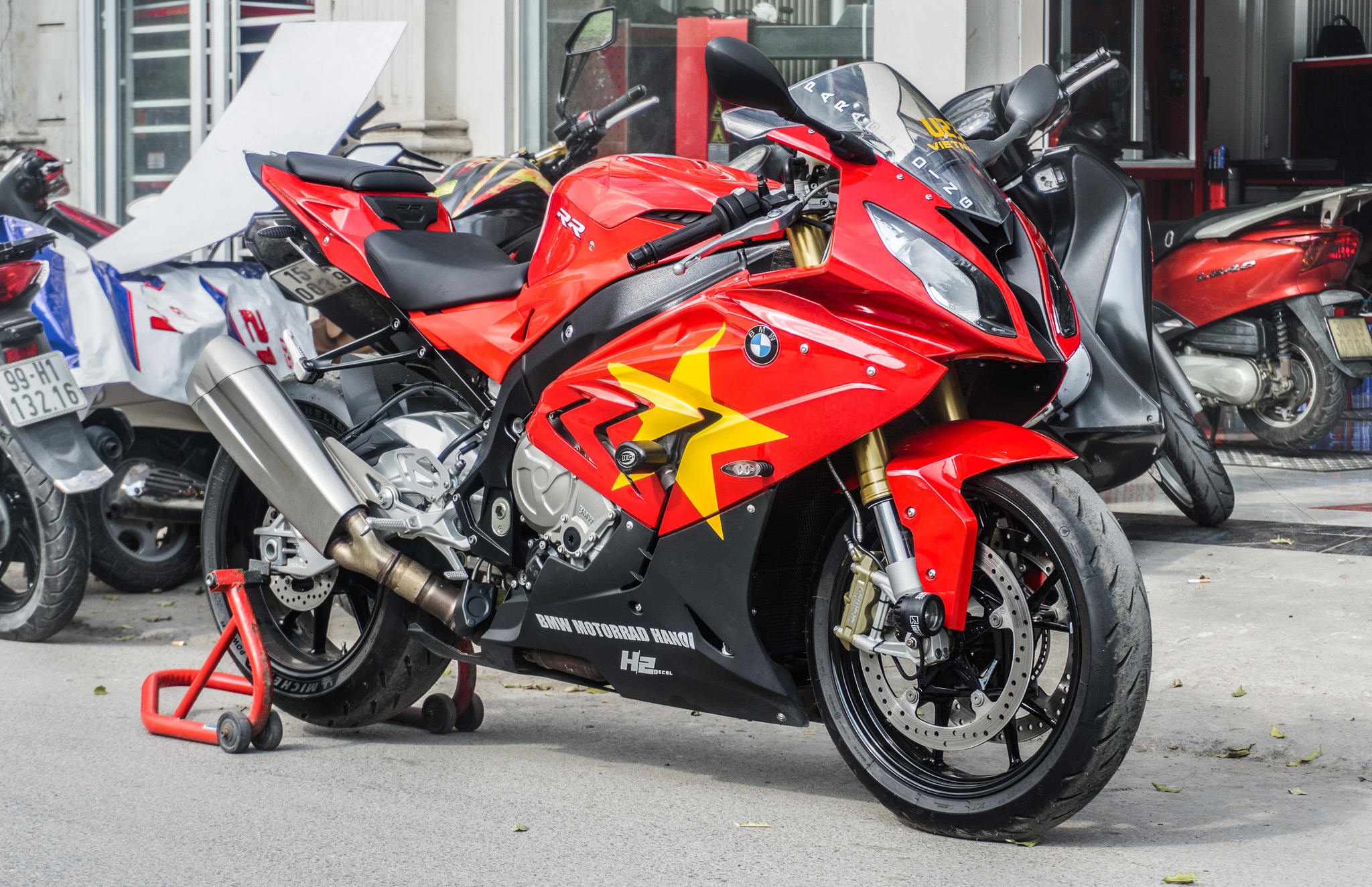 Dan xe do tem co vu tinh than U23 Viet Nam truoc tran chung ket anh 8