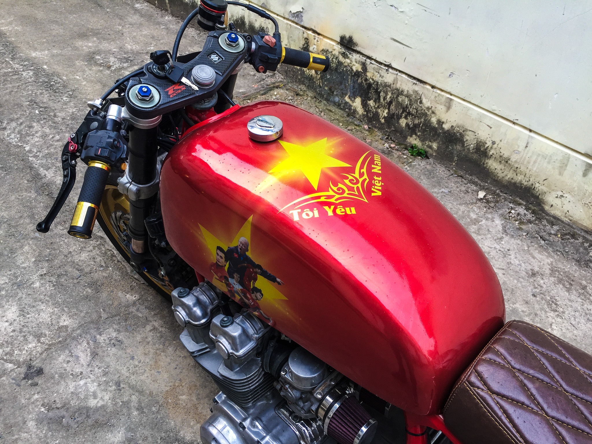 Dan xe do tem co vu tinh than U23 Viet Nam truoc tran chung ket anh 5