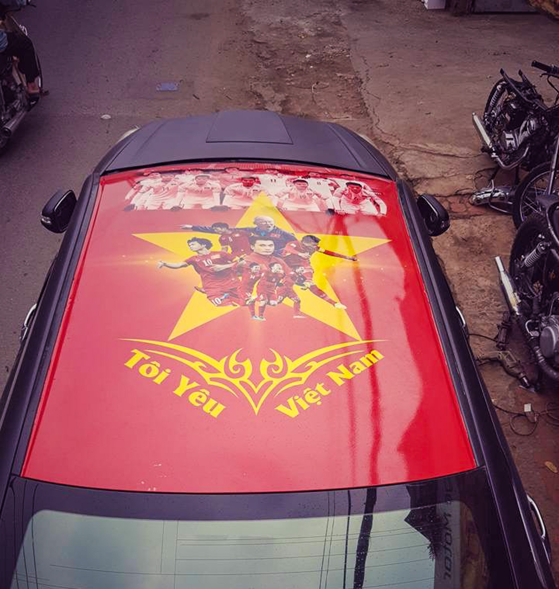 Dan oto dan decal doc la co vu U23 Viet Nam anh 9