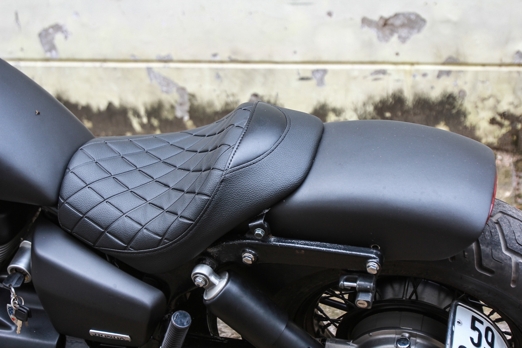 Chiem nguong Honda Shadow Aero 750 do phong cach bobber tai Sai Gon anh 8