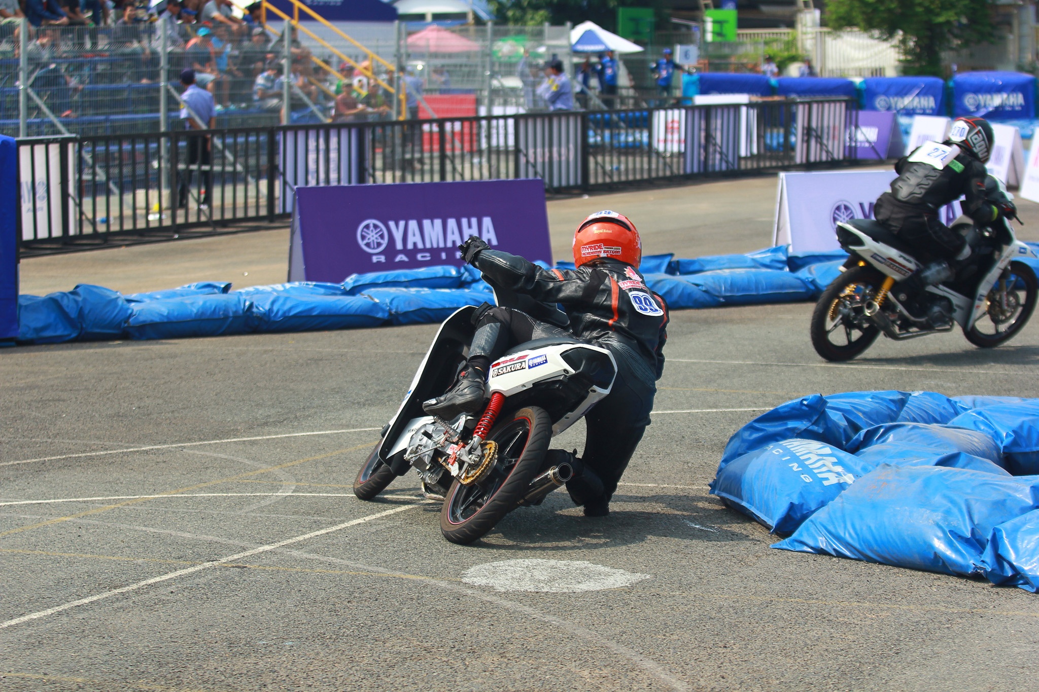 Giai dua xe duong nhua lan dau to chuc tai TP HCM anh 10