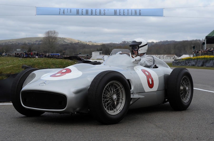 10 oto co duoc dau gia dat nhat moi thoi dai anh 4