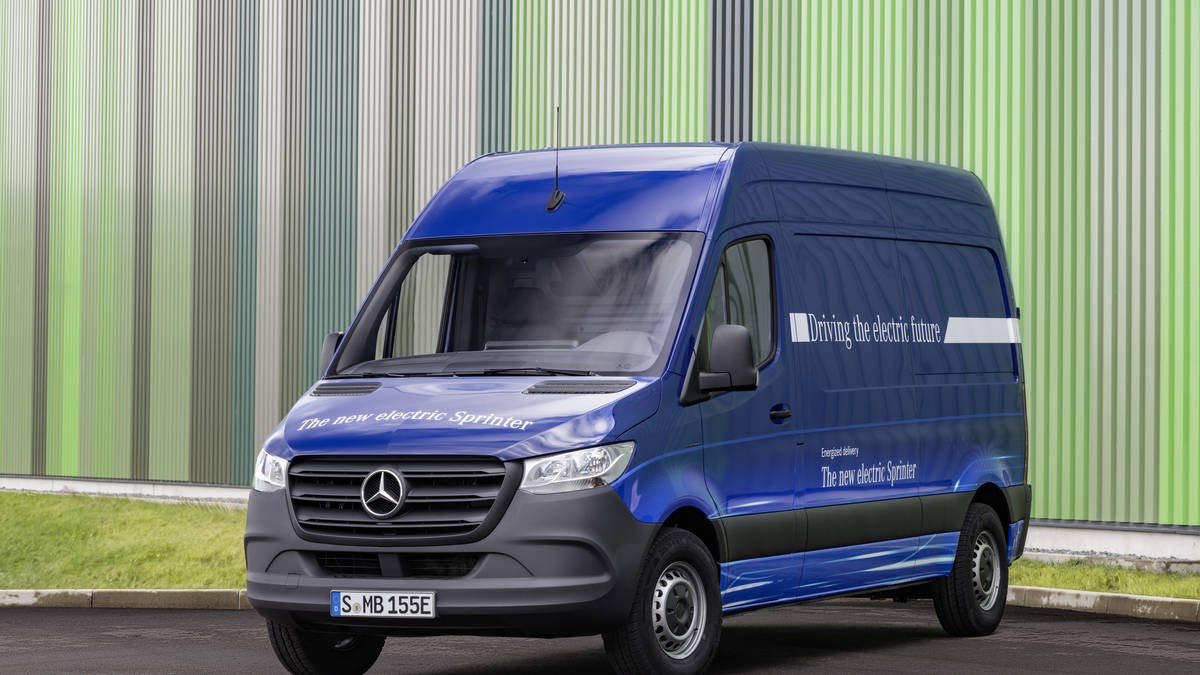 Mercedes ra mat phien ban Sprinter chay dien anh 8