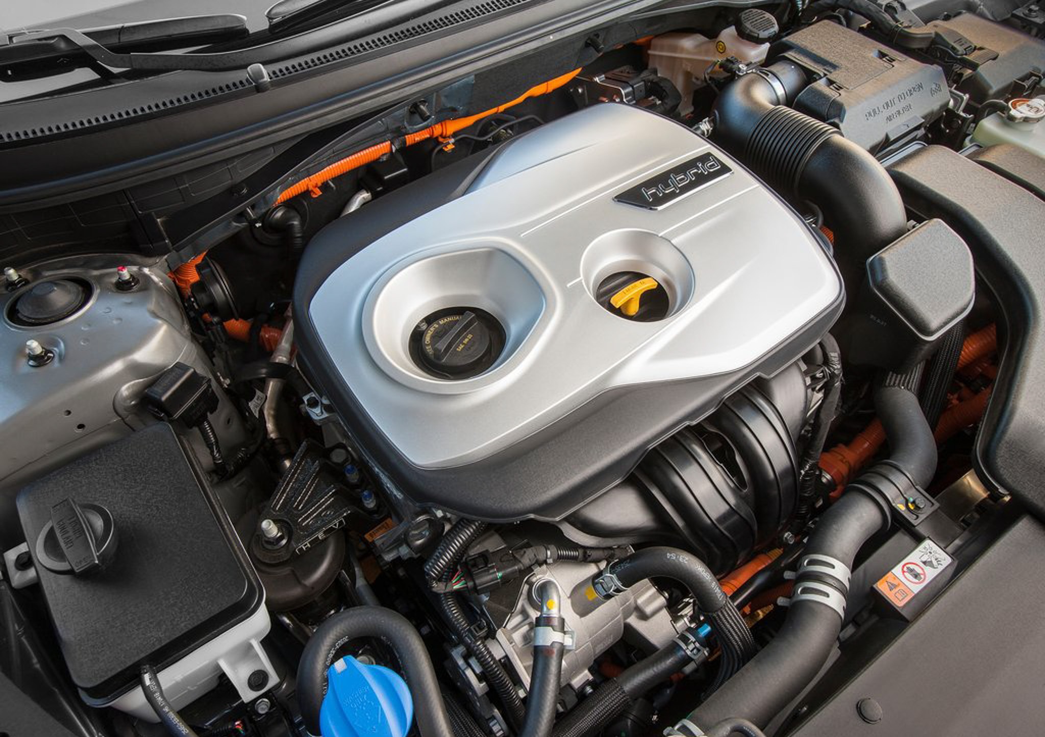 Hyundai Sonata hybrid 2018: sedan binh dan nhieu tinh nang hien dai anh 8