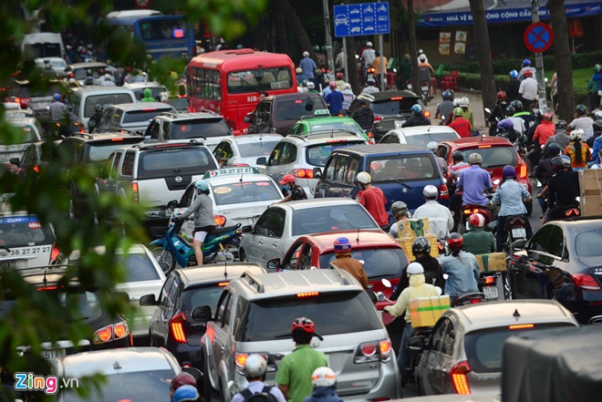 Mẹo đi xe máy an toàn về quê ăn Tết ảnh 4 Meo di xe may an toan ve que an Tet anh 4