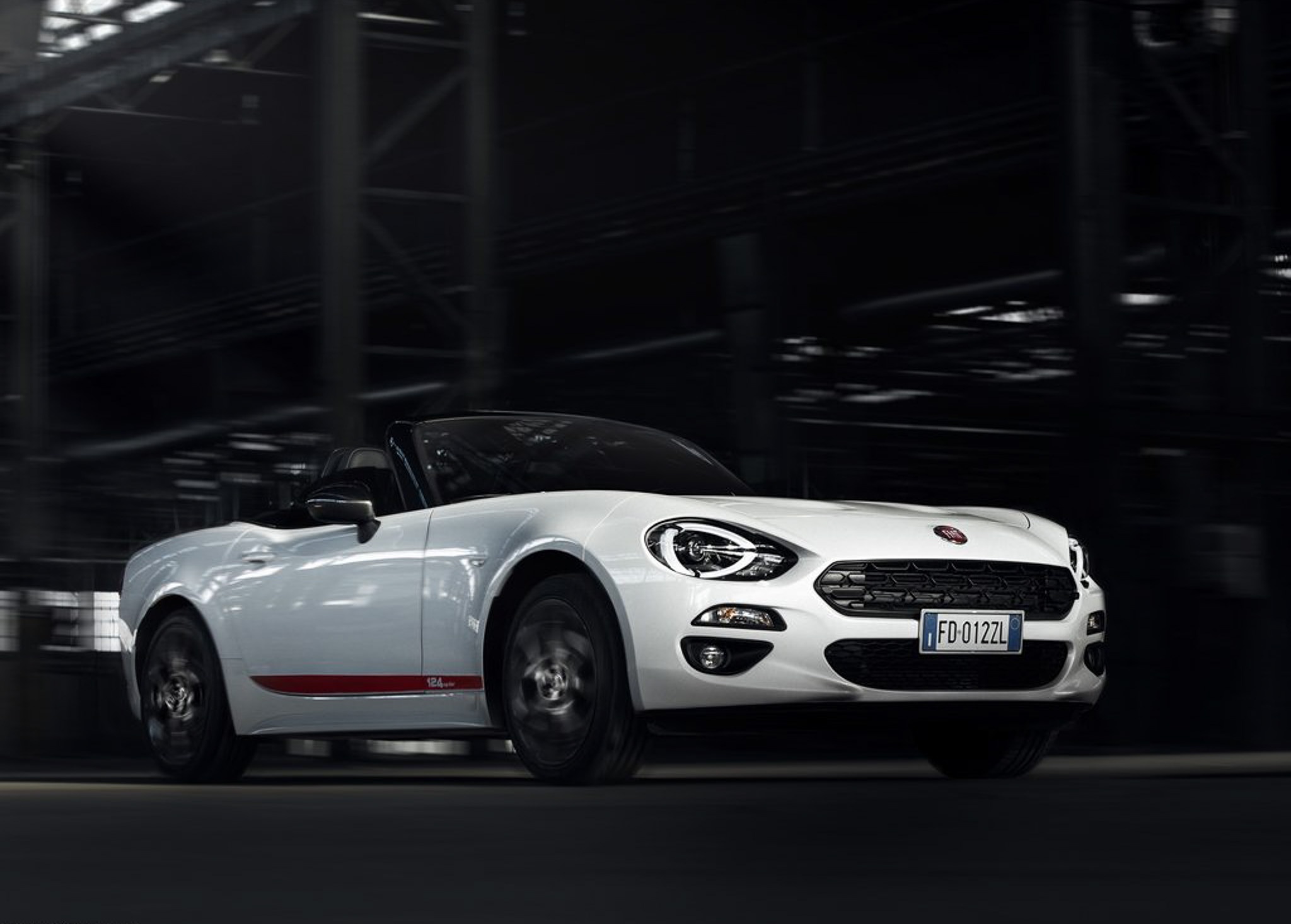 Anh Fiat 124 Spider S-Design anh 4