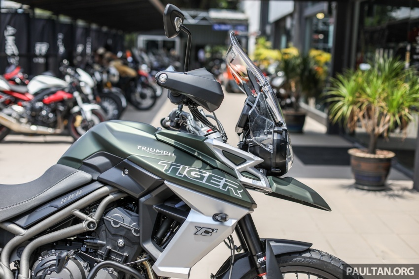 Triumph Tiger 800 XCx va XRx ra mat tai Malaysia anh 10