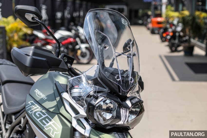 Triumph Tiger 800 XCx va XRx ra mat tai Malaysia anh 11