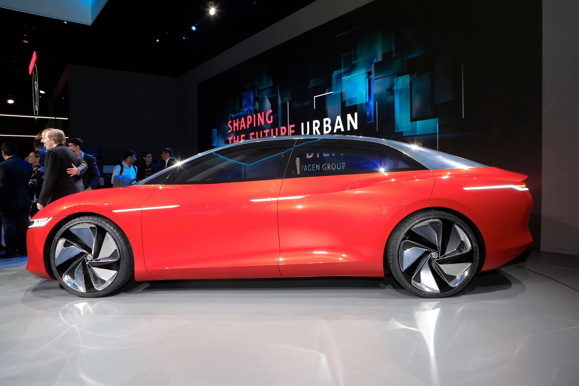 Volkswagen ID Vizzion ra mat anh 2