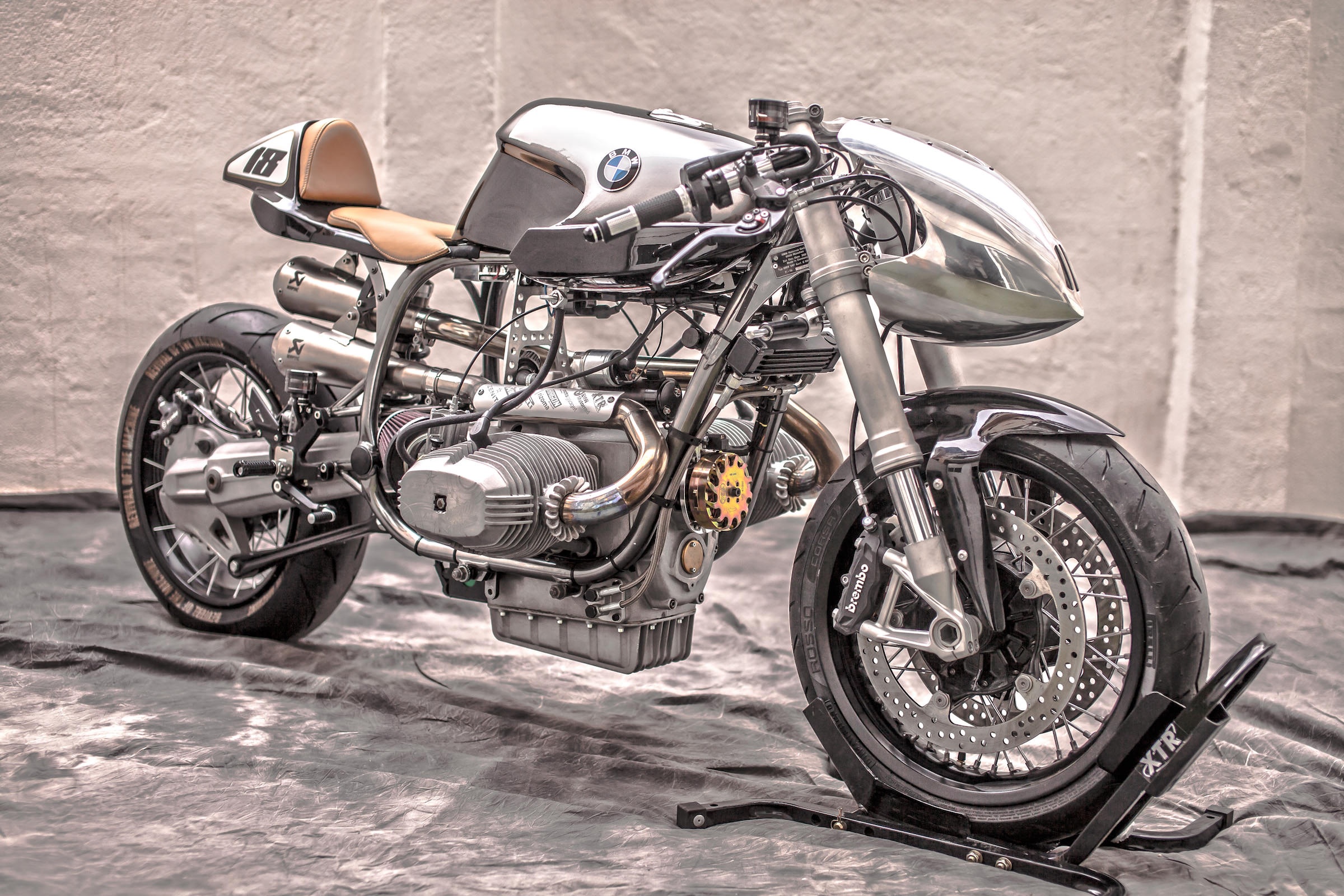 BMW R100 RS do kieu vien dan bac anh 1