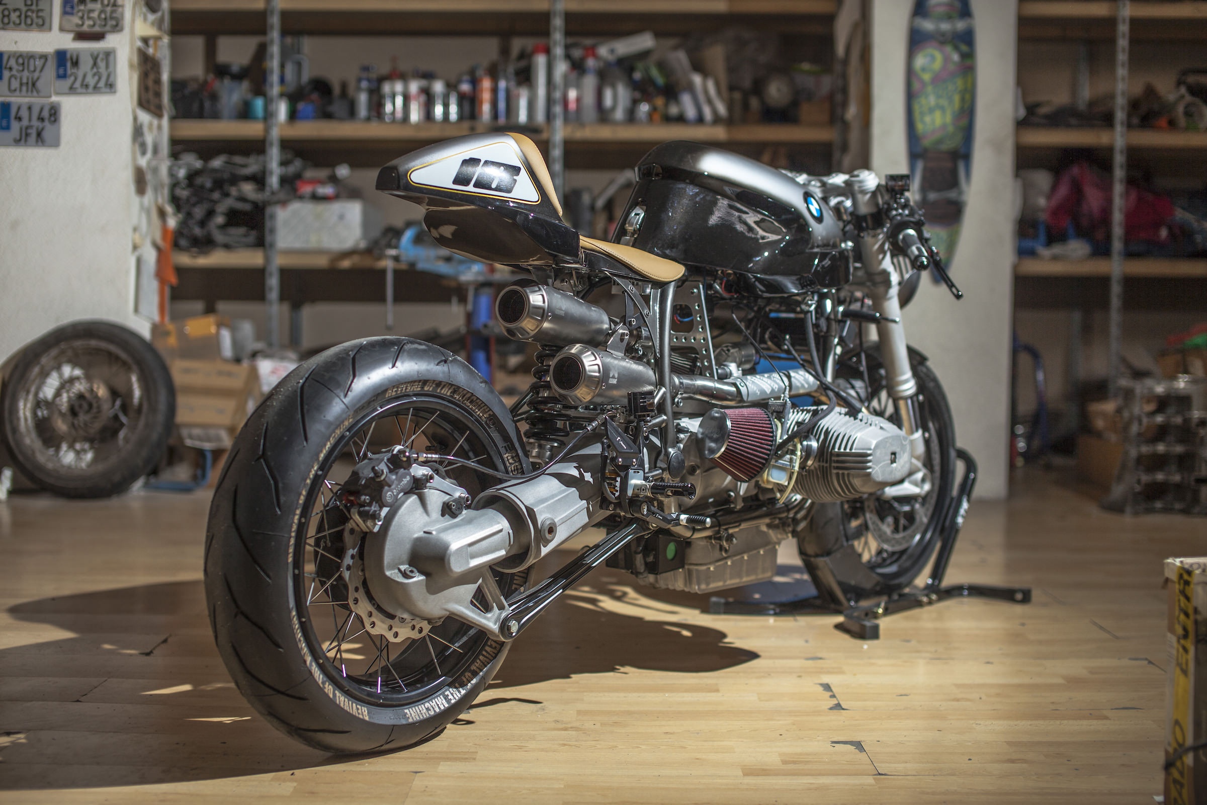 BMW R100 RS do kieu vien dan bac anh 3