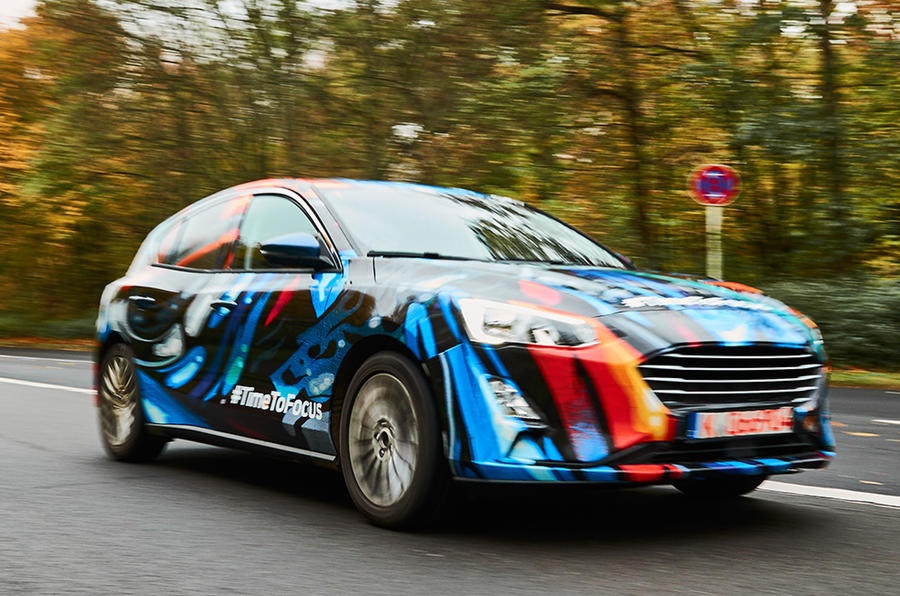 Ford Focus moi sap ra mat anh 6