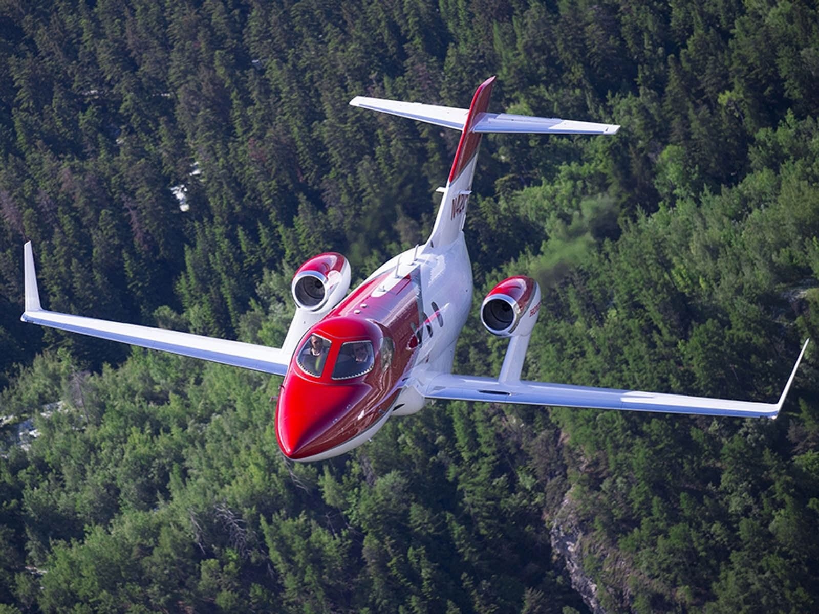 Can canh may bay HondaJet Elite anh 1