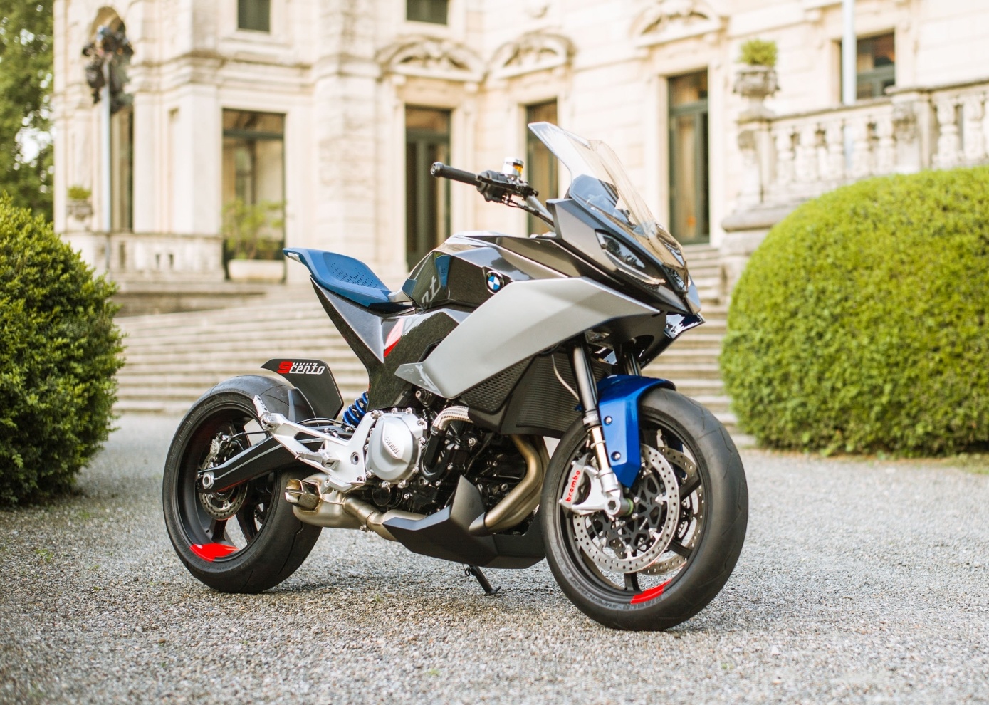 Chi tiet BMW concept 9Cento: Moto Adventure-Sport co trung dep mat hinh anh