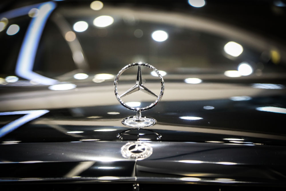 Can canh Mercedes-Benz S450 anh 17