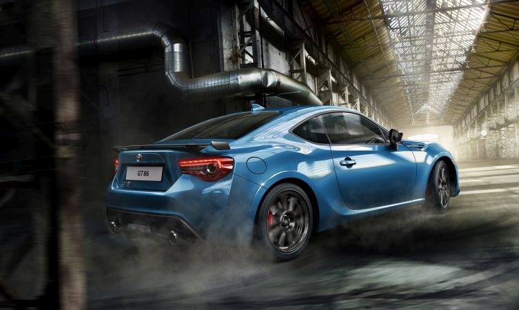 Toyota GT86 Club Series Blue Edition ra mat anh 4