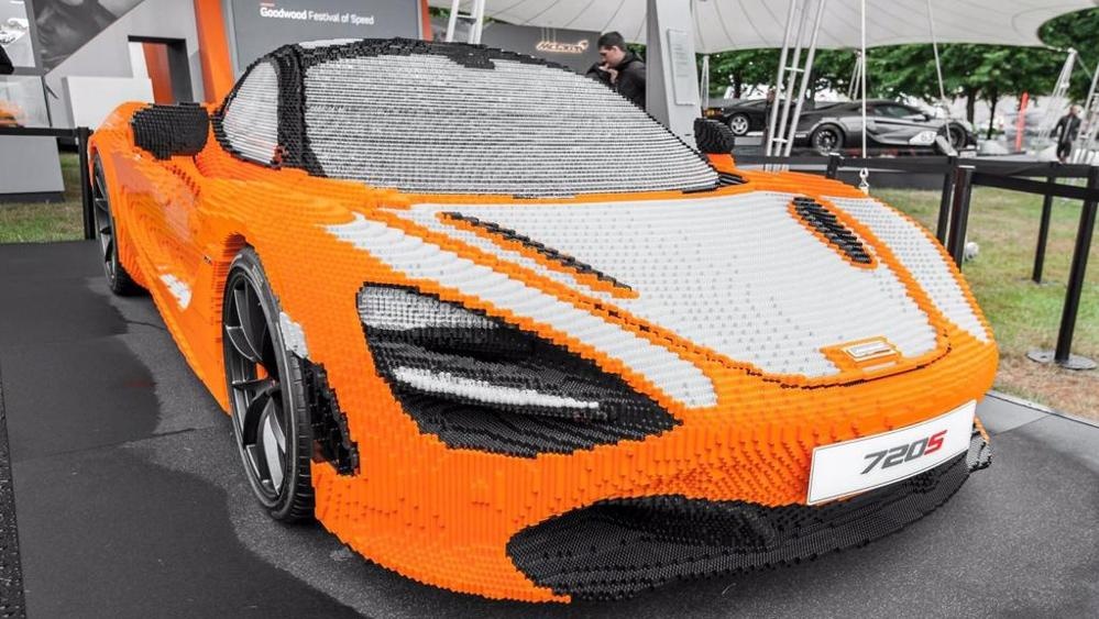 Sieu xe McLaren 720S lam bang lego anh 2