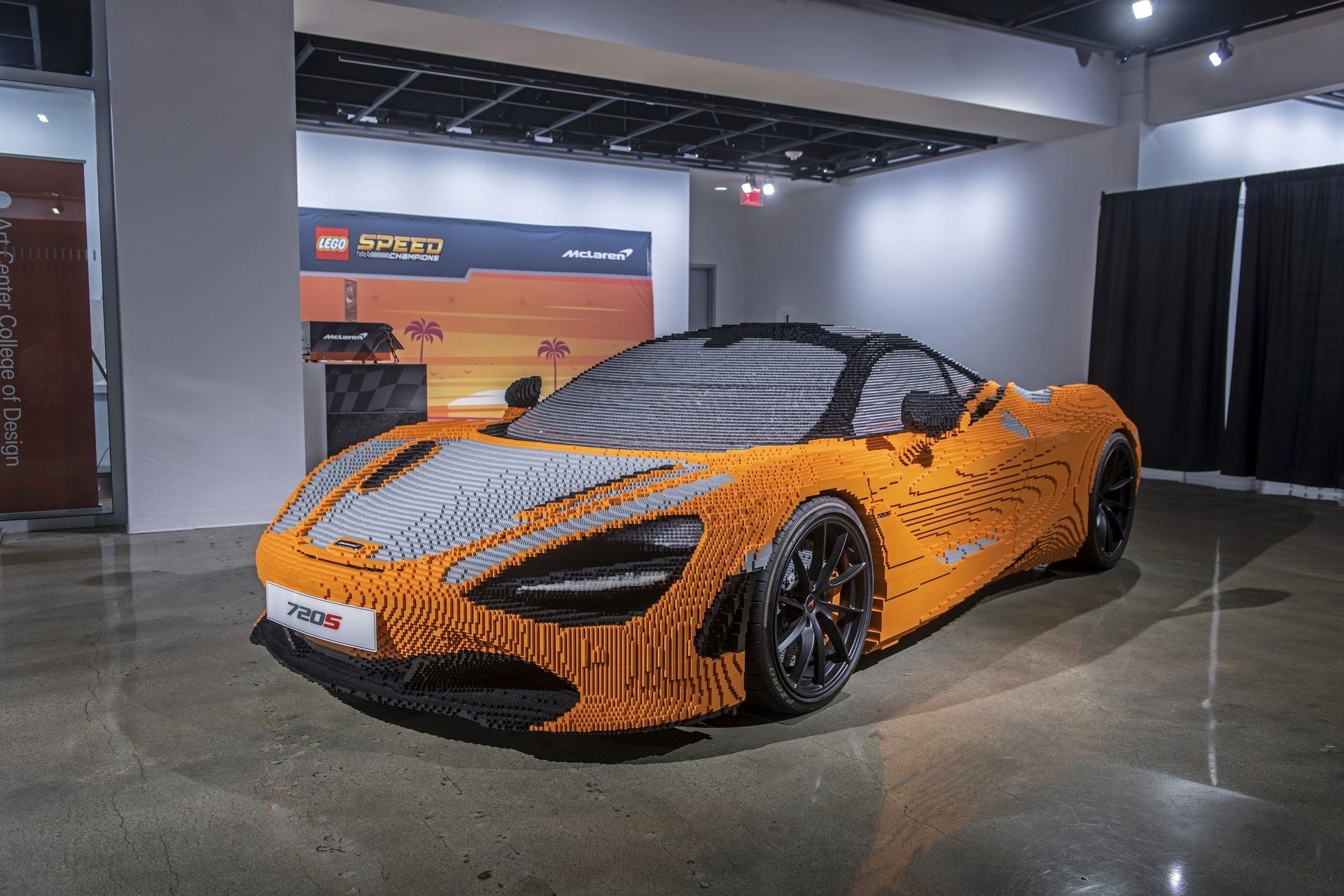 Sieu xe McLaren 720S lam bang lego anh 1