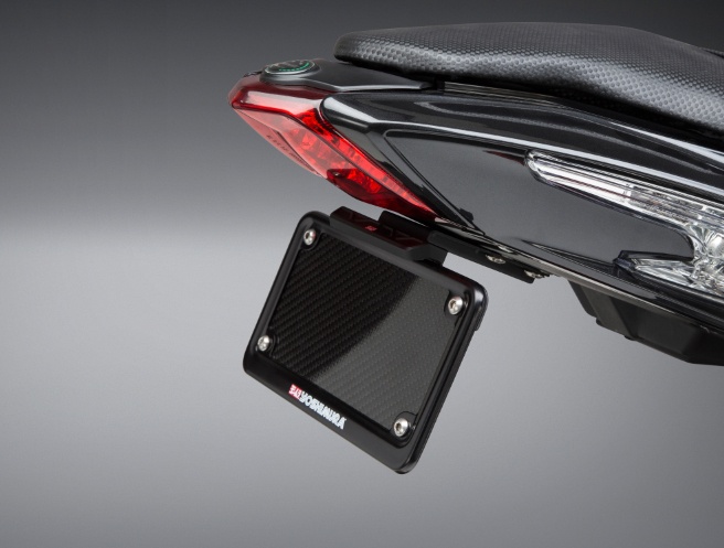 Benelli TNT 135 ban hieu suat Yoshimura anh 4