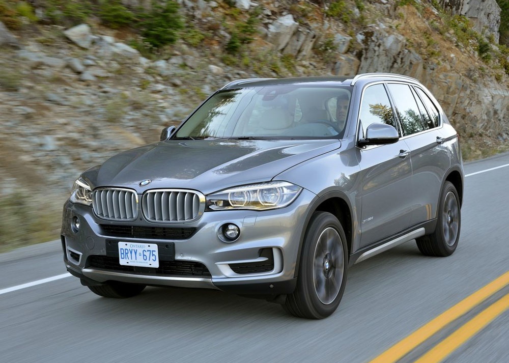 So sanh BMW X5 2019 va BMW X5 cu anh 5