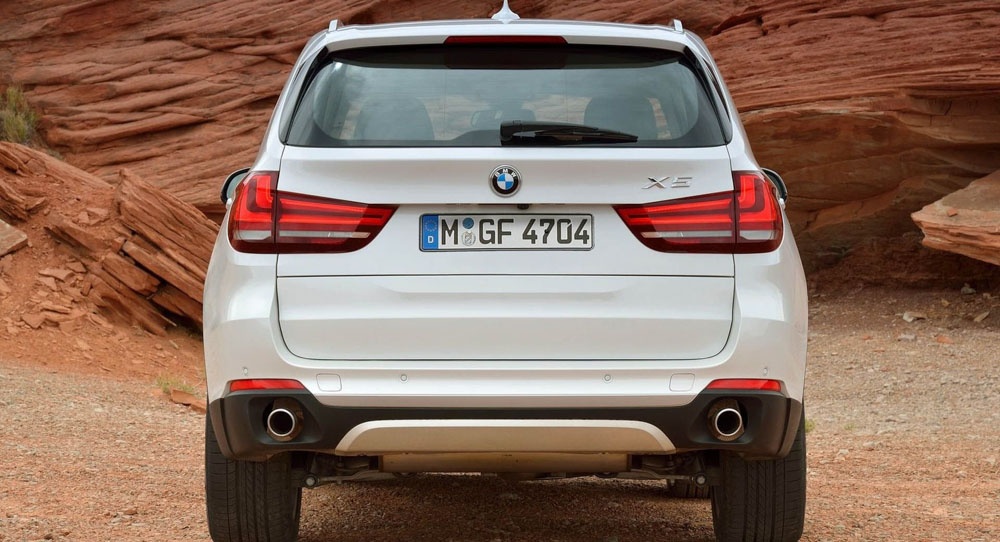So sanh BMW X5 2019 va BMW X5 cu anh 13