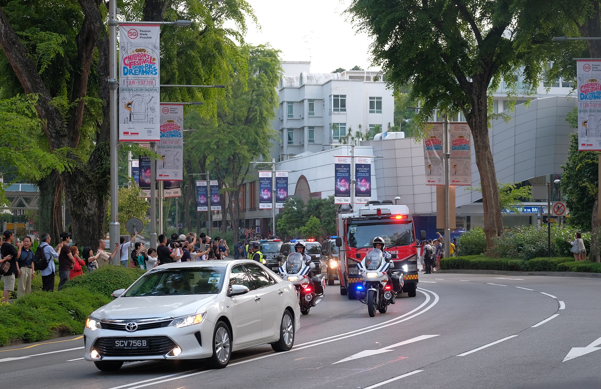 Doan xe ho tong ong Kim Jong Un anh 9