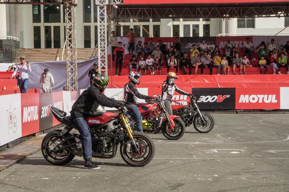 Nhung man bieu dien mao hiem tai ngay hoi stunt anh 1