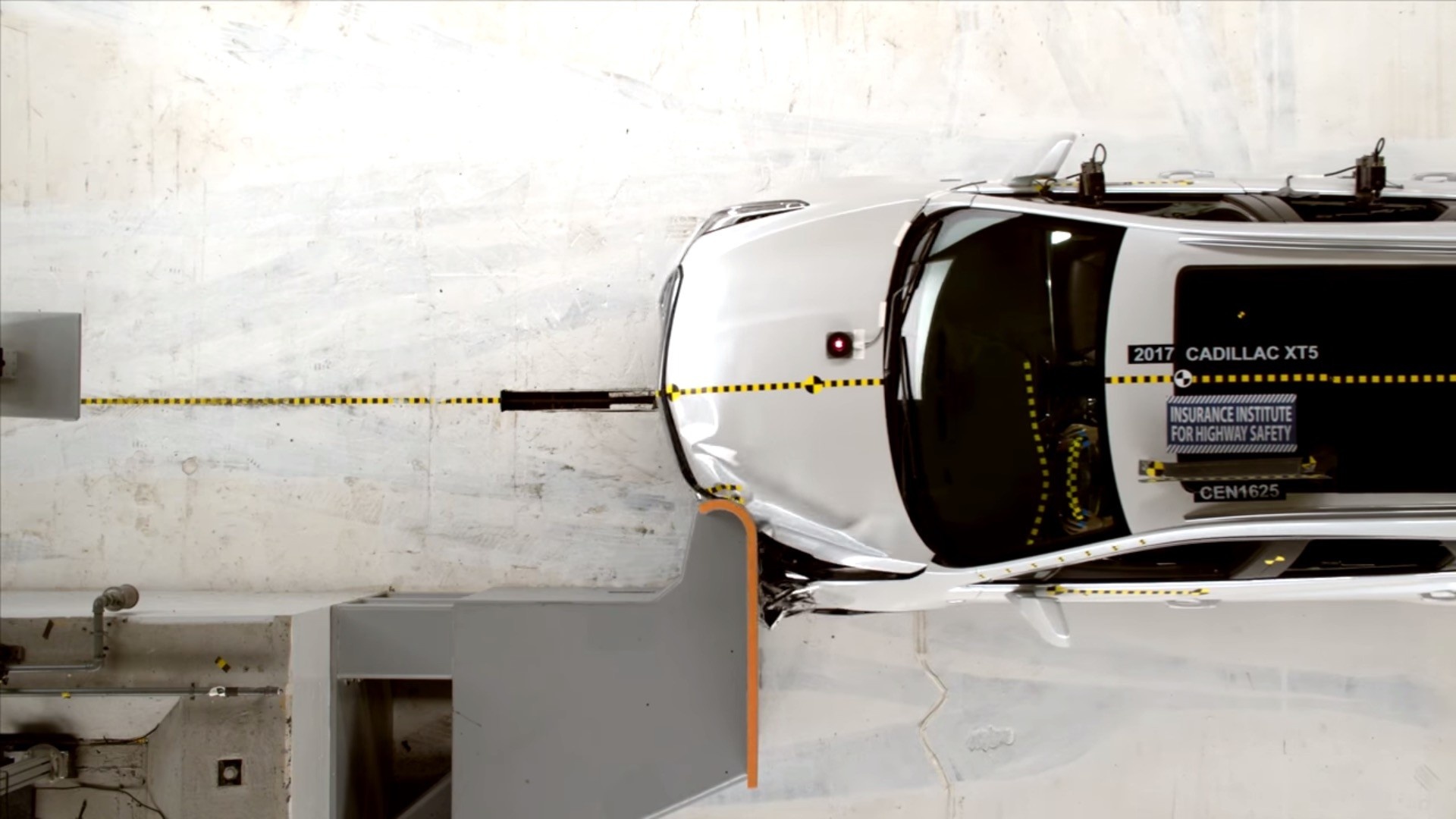 So sanh do an toan giua Ford Explorer va Kia Sorento anh 2