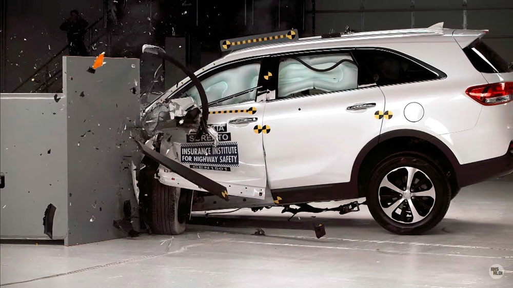 So sanh do an toan giua Ford Explorer va Kia Sorento anh 6