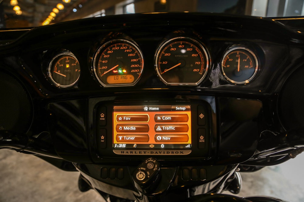 Can canh Harley-Davidson Street Glide Special Edition doc nhat VN anh 6