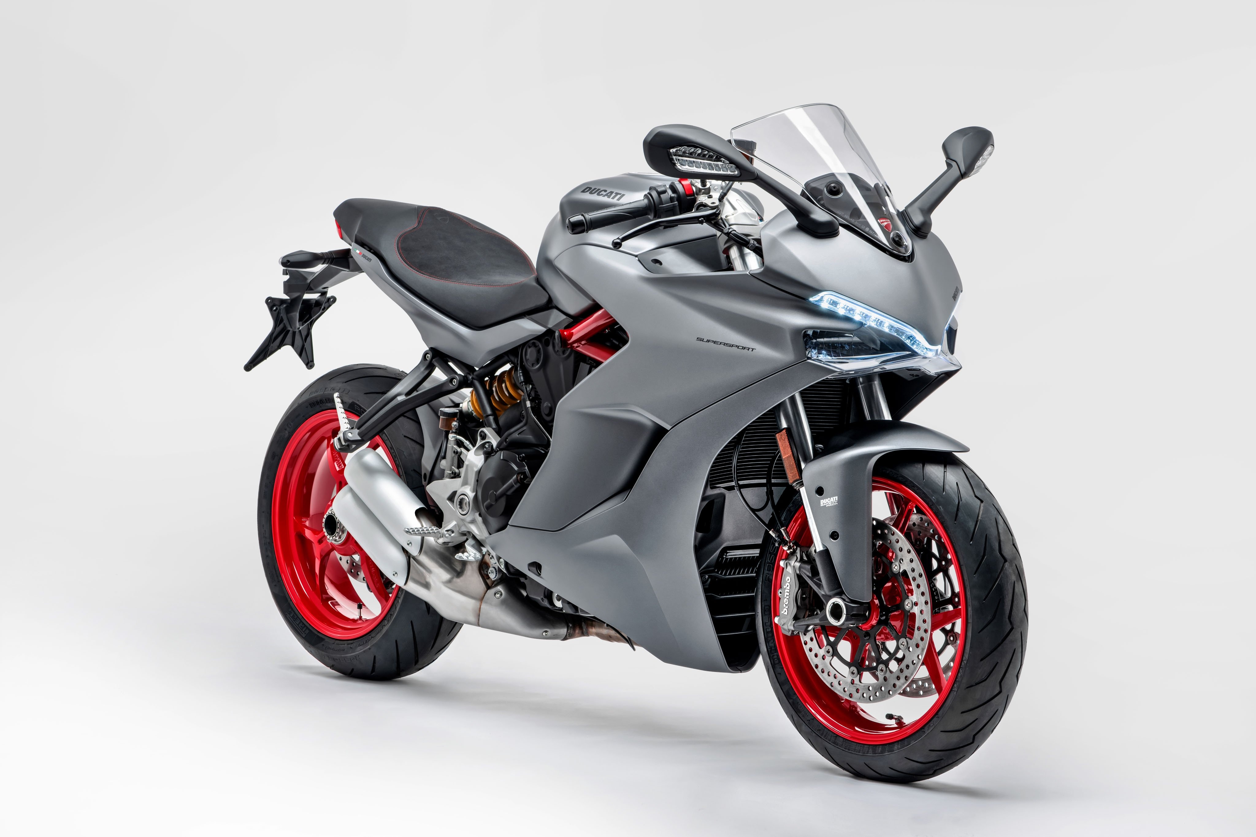 Ducati SuperSport 2019 co them mau xam titanium hinh anh