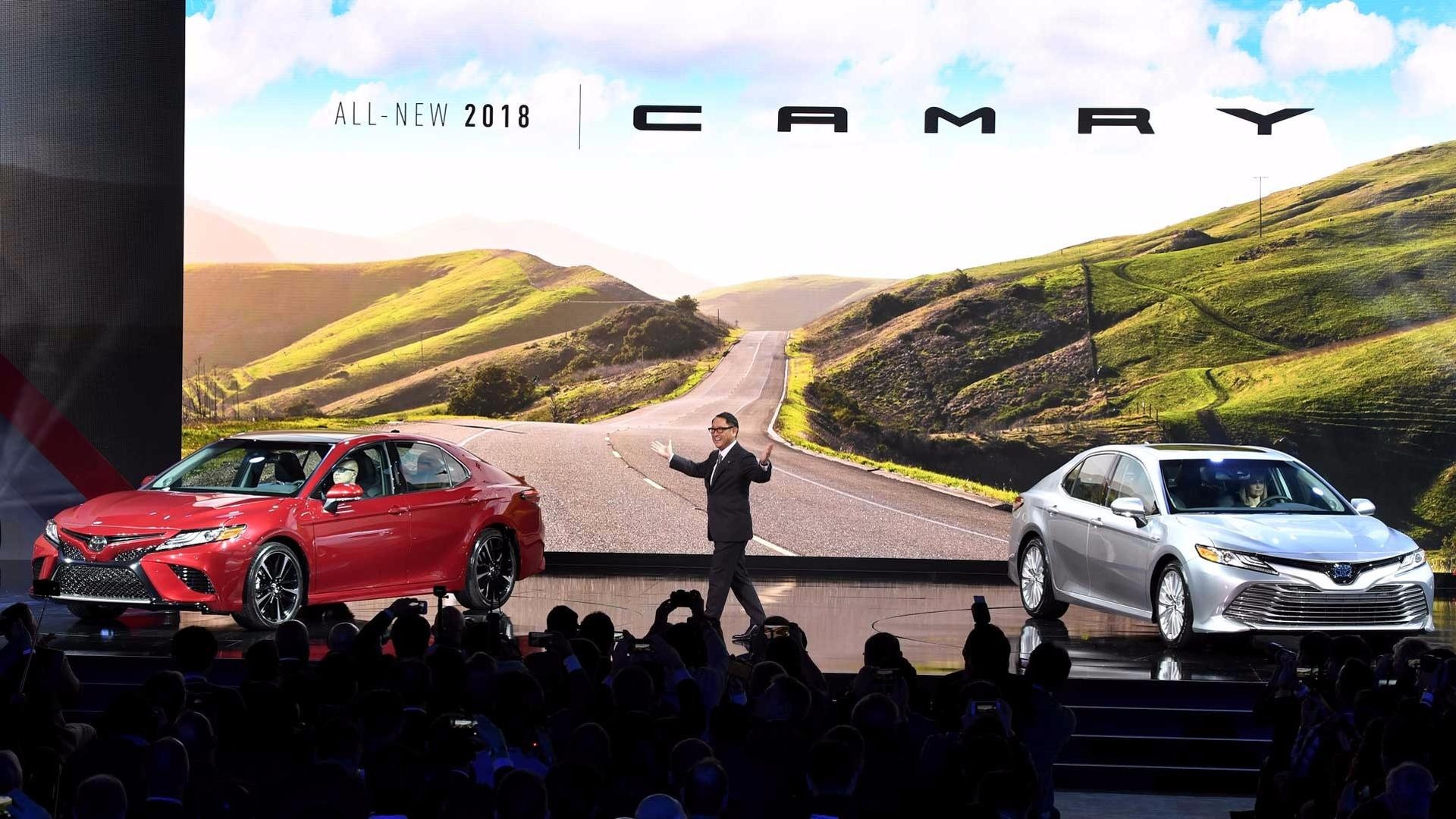 Toyota Camry tro lai chau Au anh 2