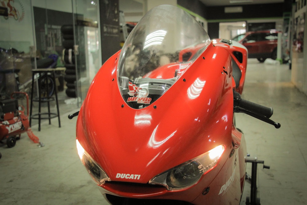 Can canh Ducati Desmosedici RR dau tien tai Viet Nam anh 4