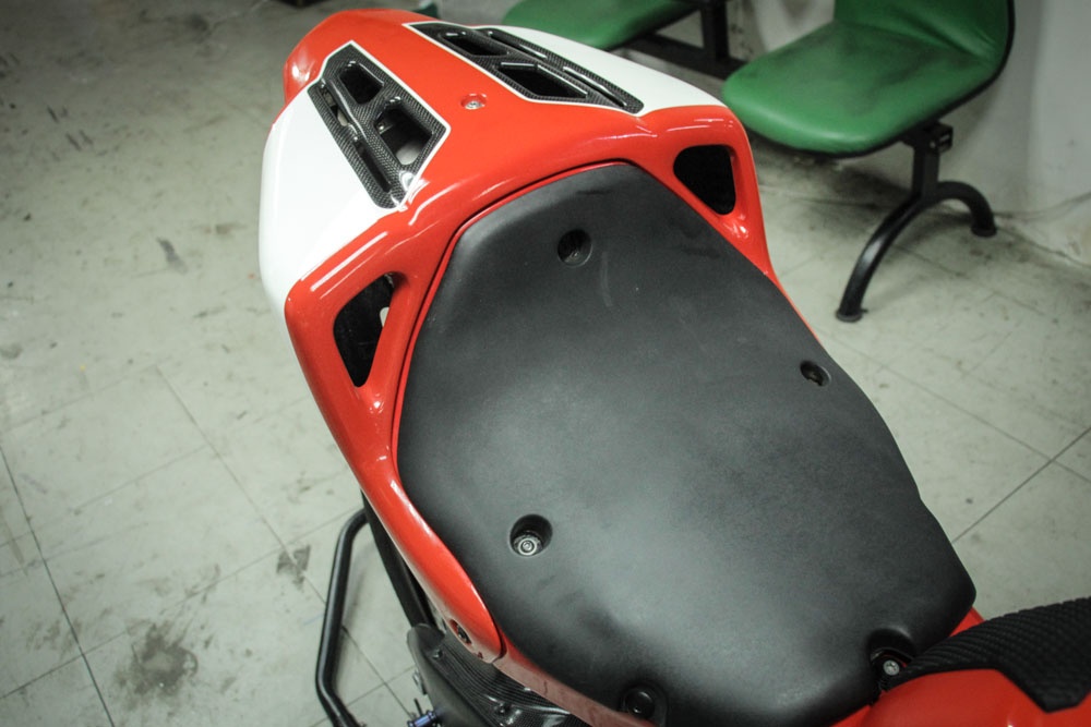 Can canh Ducati Desmosedici RR dau tien tai Viet Nam anh 11