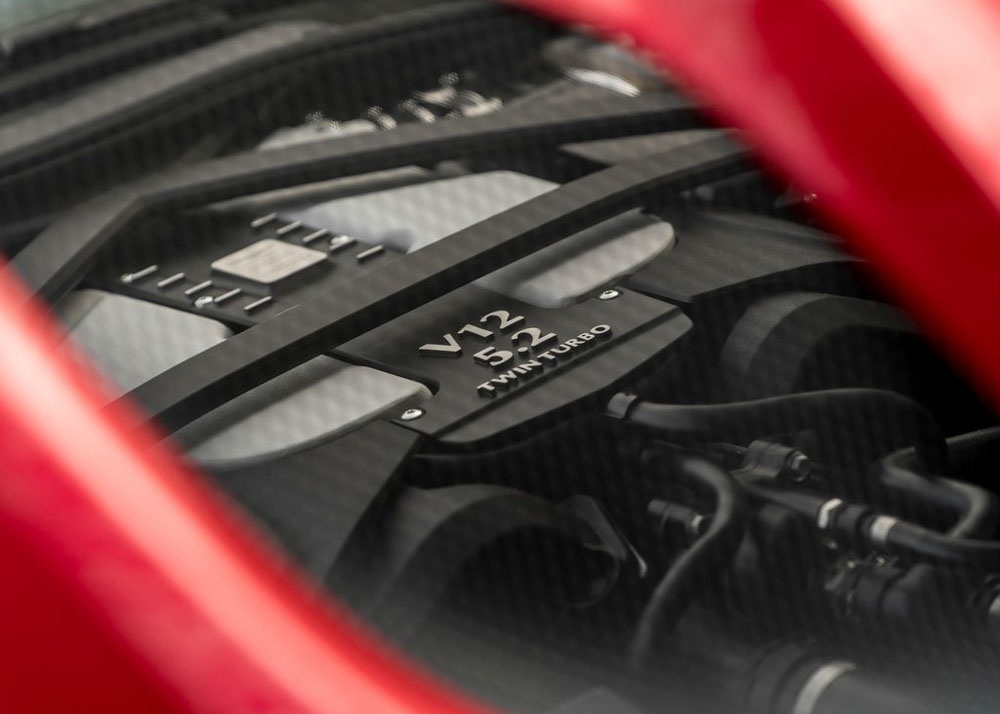 Sieu xe Aston Martin DBS Superleggera lo dien anh 3