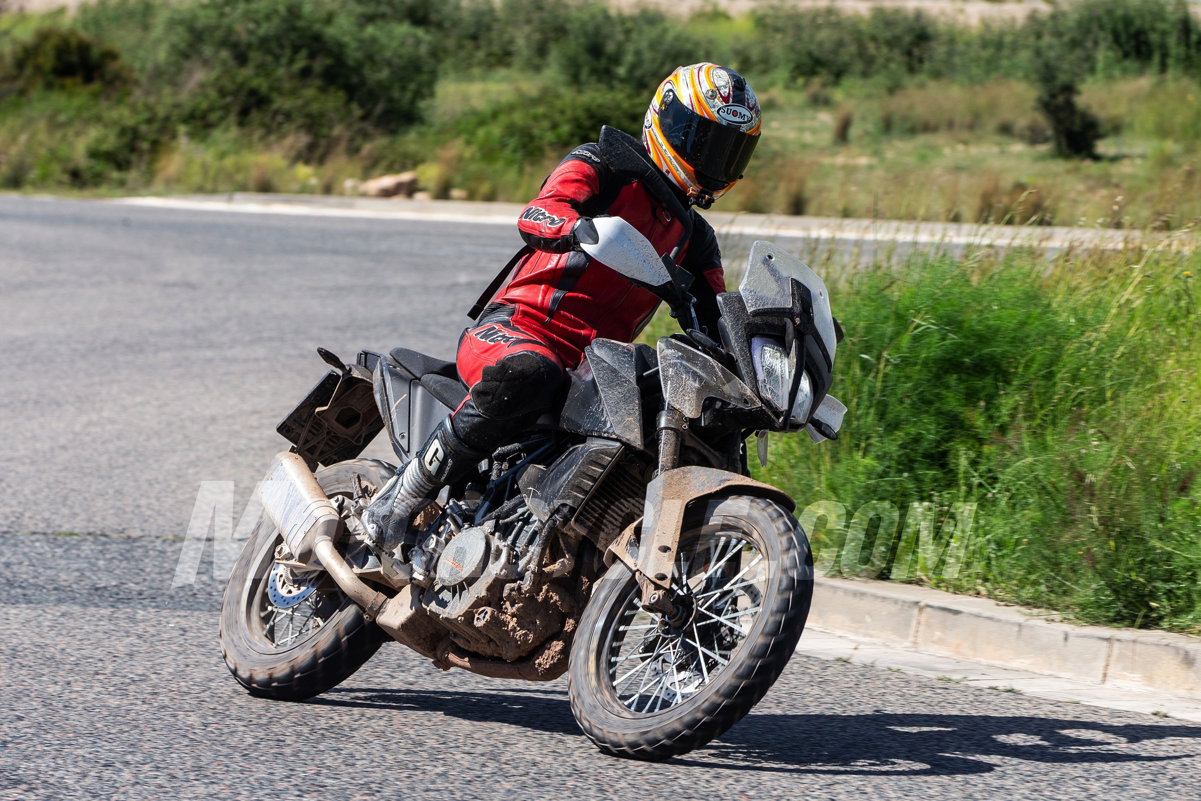 KTM 390 Adventure 2019 bat ngo 'hien nguyen hinh' hinh anh