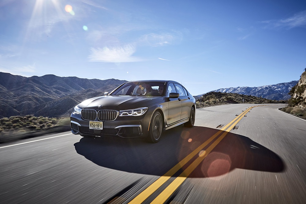 Nhung mau xe dong co V12 huyen thoai anh 6