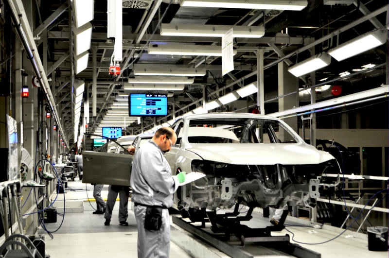 Volkswagen bị cáo buộc phân biệt đối xử với nhân viên ảnh 2 Volkswagen bi cao buoc phan biet doi xu voi nhan vien anh 2