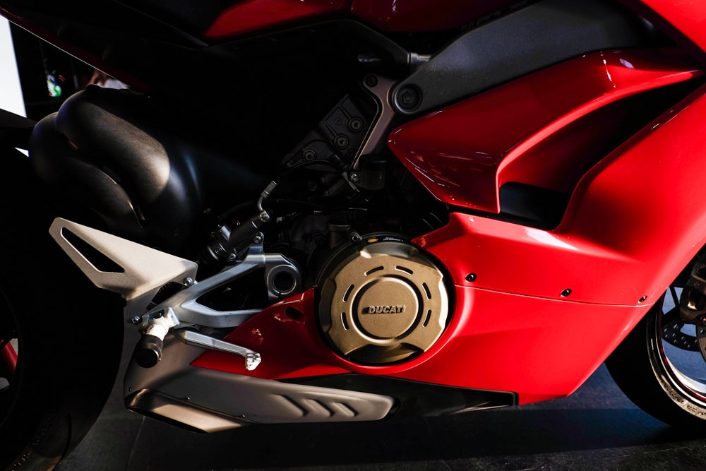 Ducati Panigale V4 S nhap Italy chinh hang dau tien tai VN anh 6