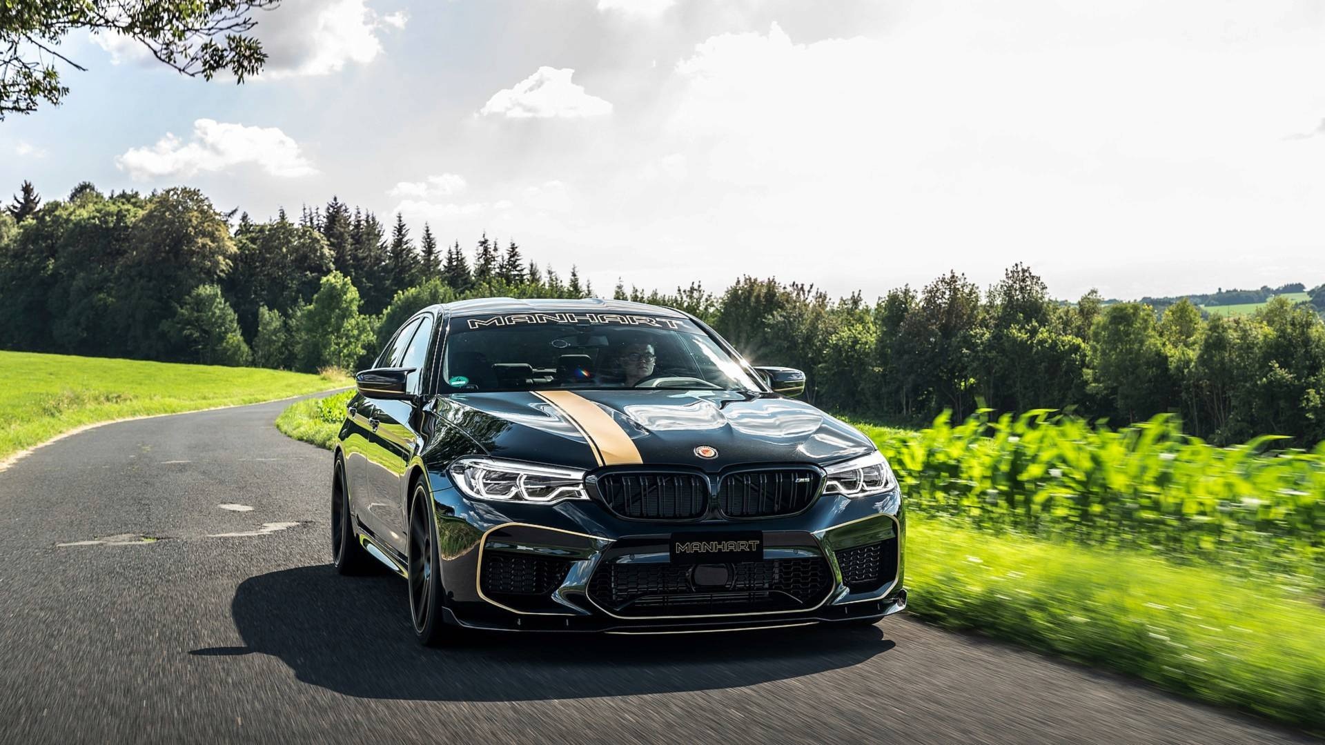 Can canh ban do BMW M5 713 ma luc hinh anh