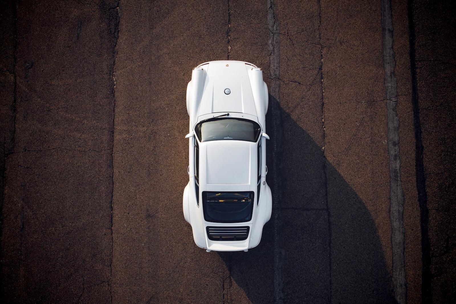 Sieu xe Porsche 911 do tri gia 1, 8 trieu USD anh 7