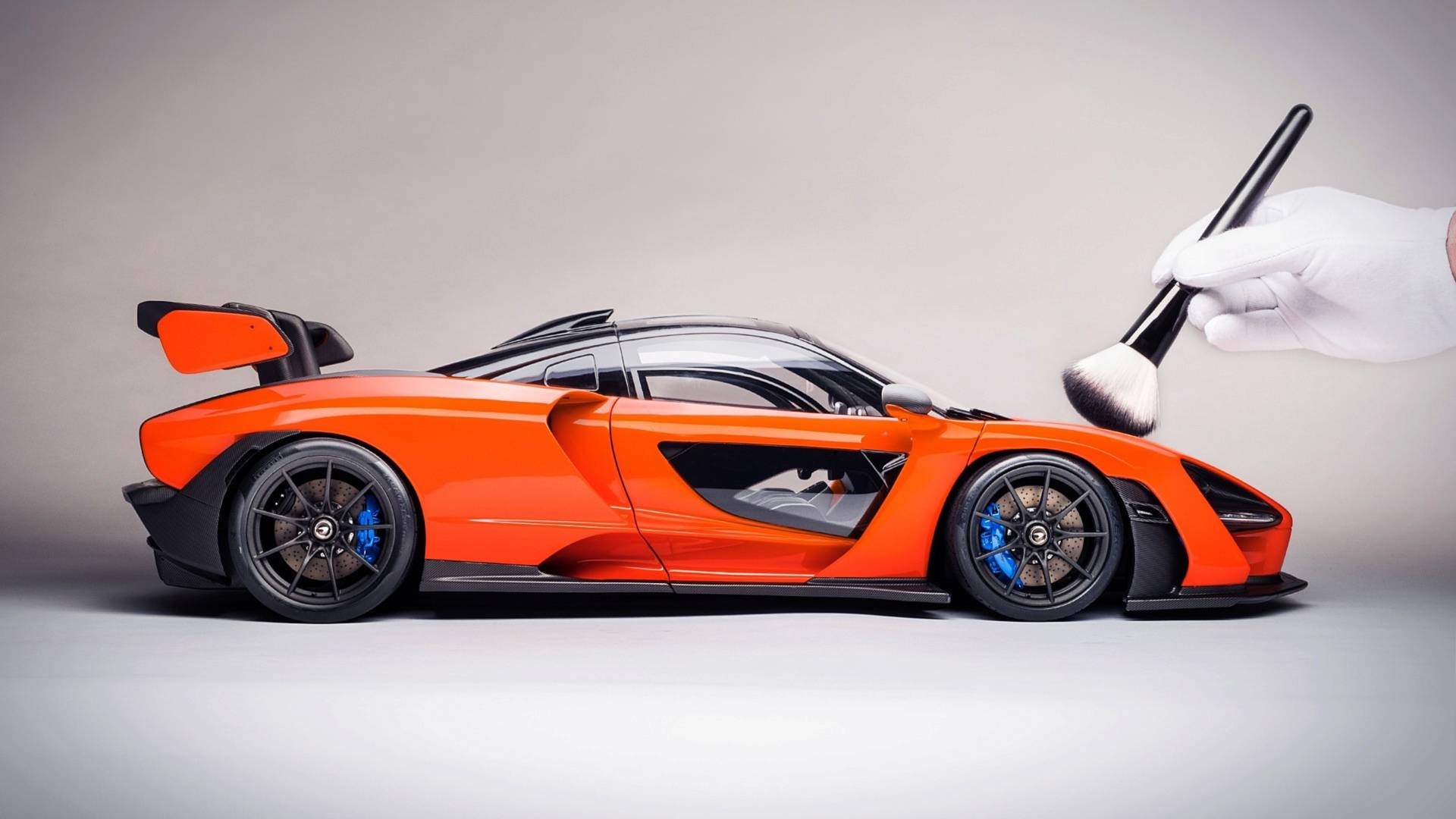 Sieu xe McLaren Senna 'do choi' gia tuong duong 244 trieu hinh anh