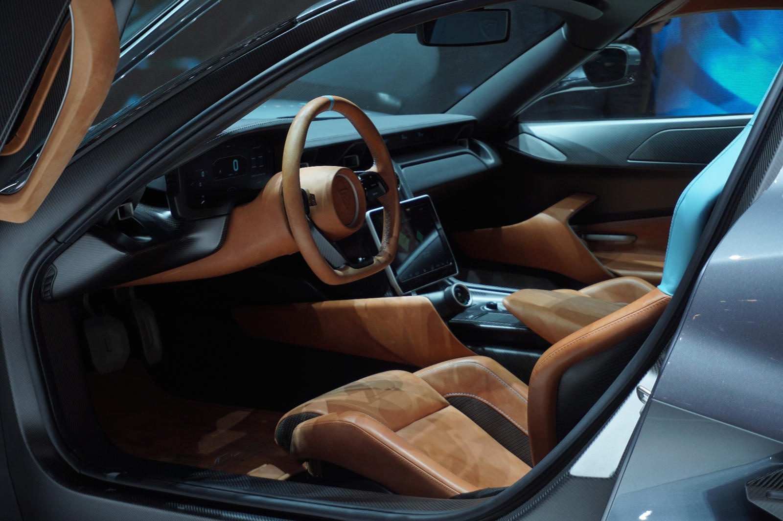 10 sieu xe trieu do co noi that dep nhat anh 9